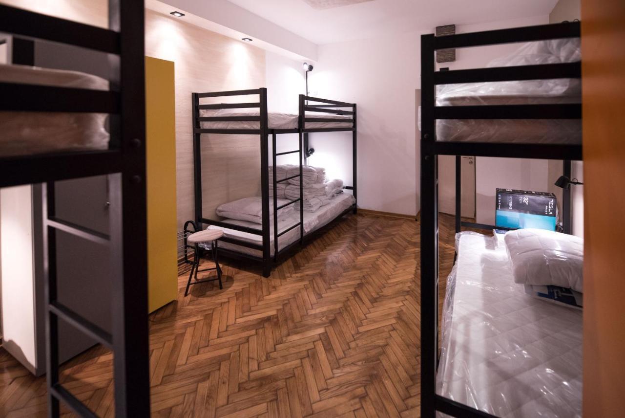 Hostel Evropa Nikšić Exterior foto