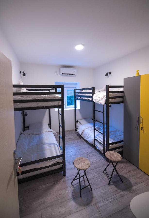 Hostel Evropa Nikšić Exterior foto